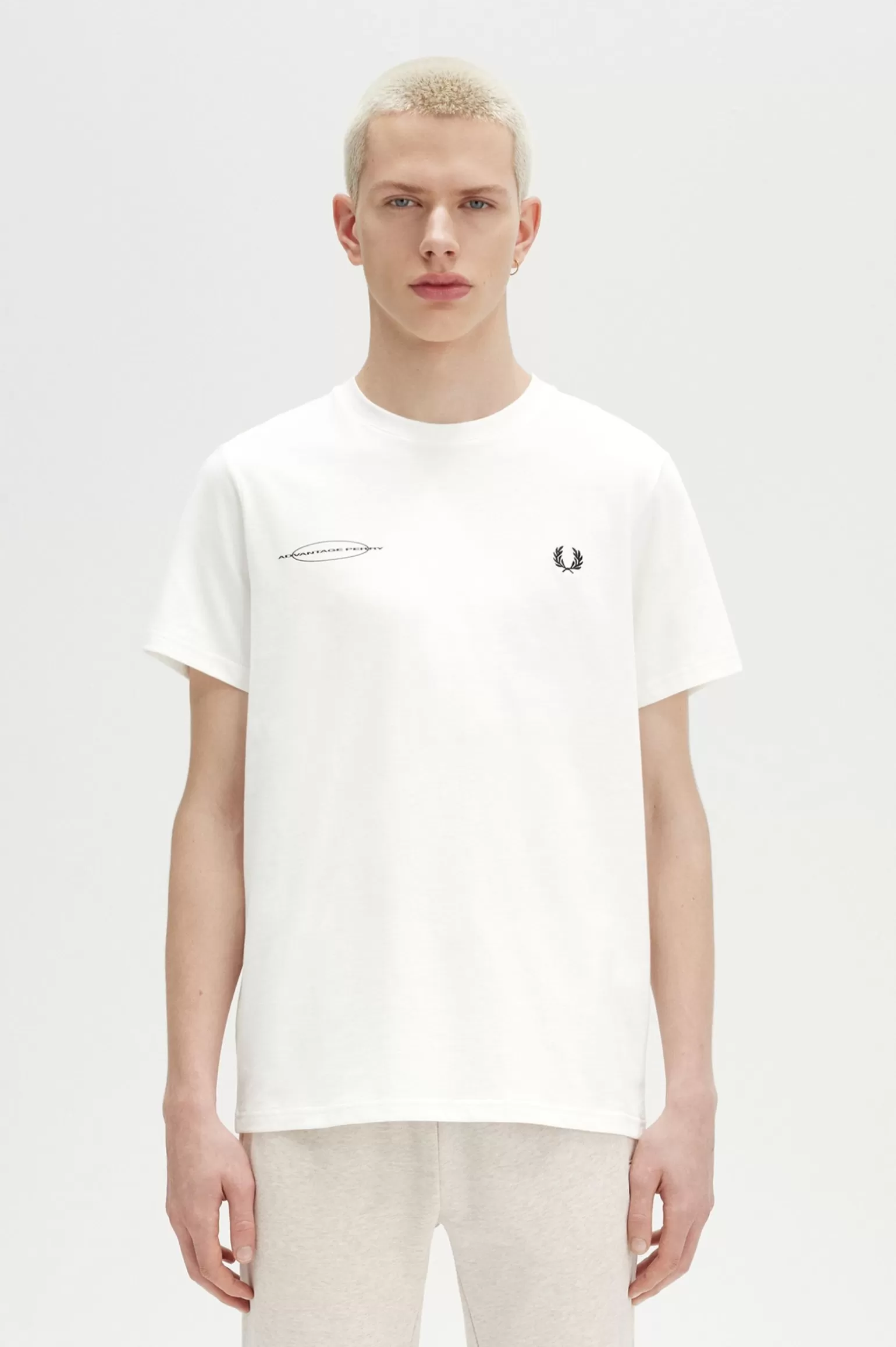 T-Shirts^Fred Perry Advantage Perry T-Shirt Schneeweiß