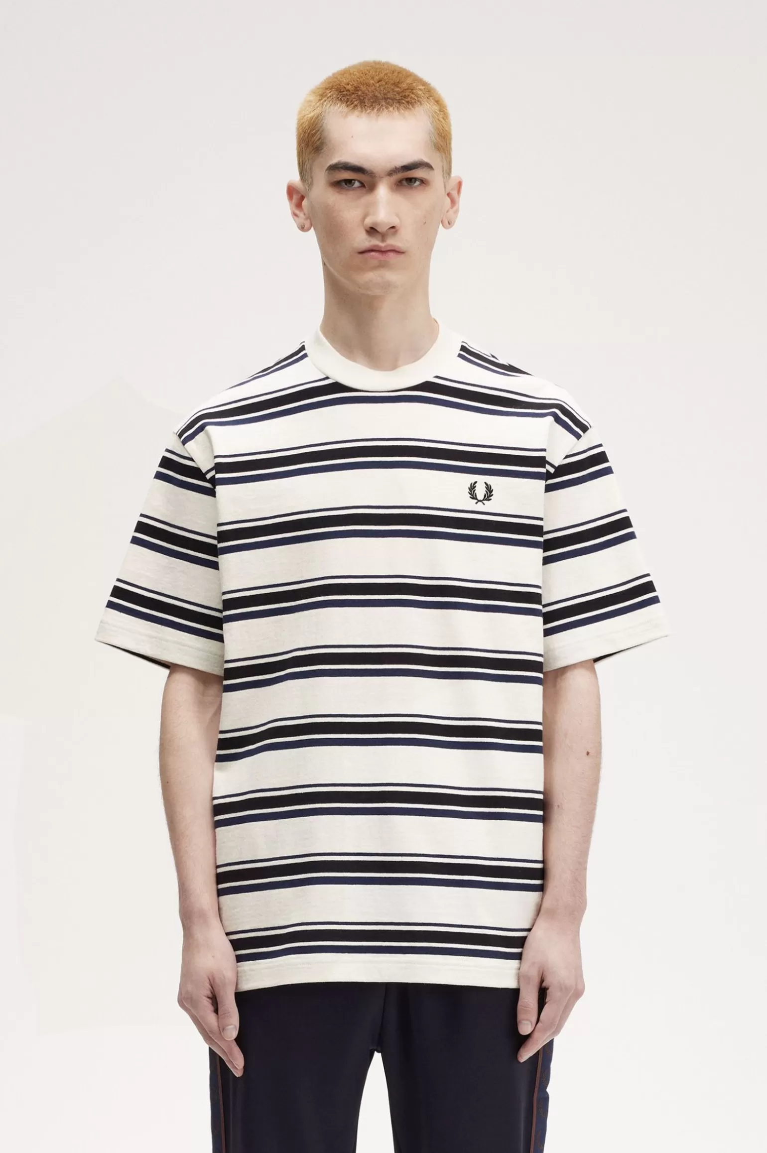 T-Shirts^Fred Perry Lässiges T-Shirt Mit Streifen Ecru