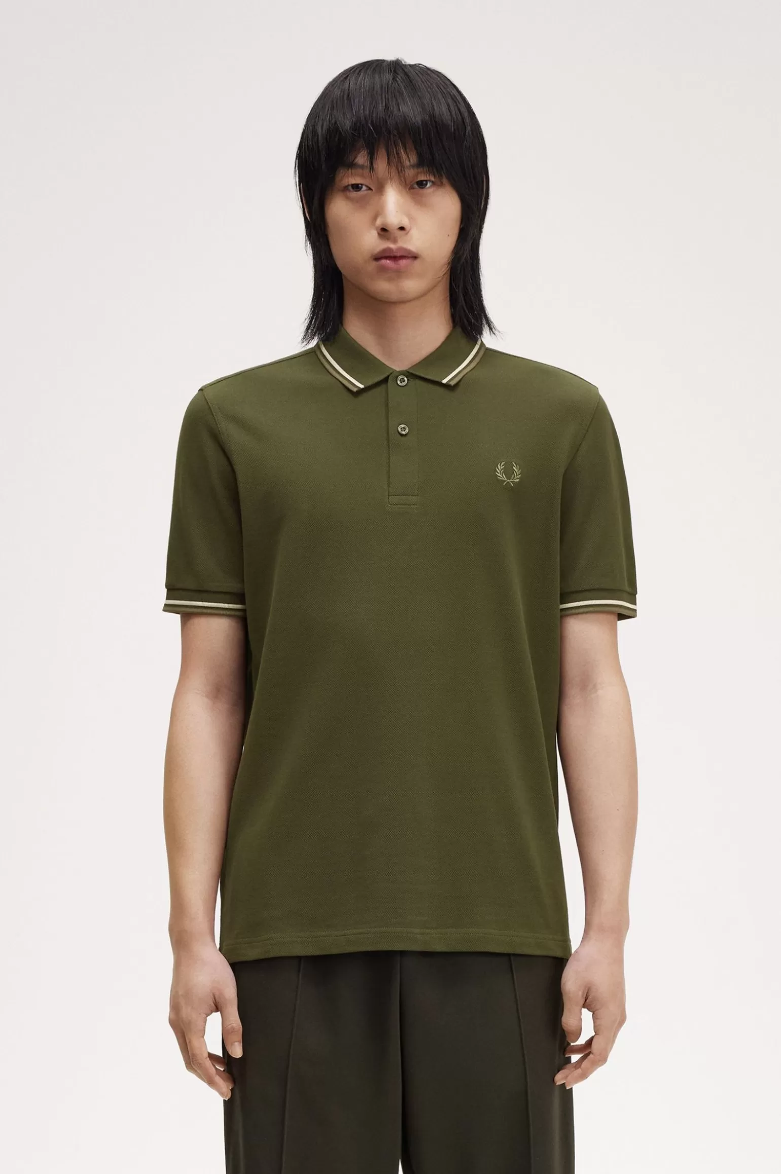 Poloshirts^Fred Perry M3600 Jagdgrün / Helle Austerfarbe / Lorbeerkranzgrün